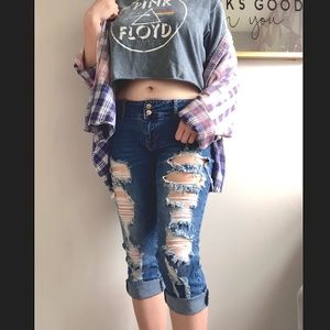 Ripped Capri Jeans